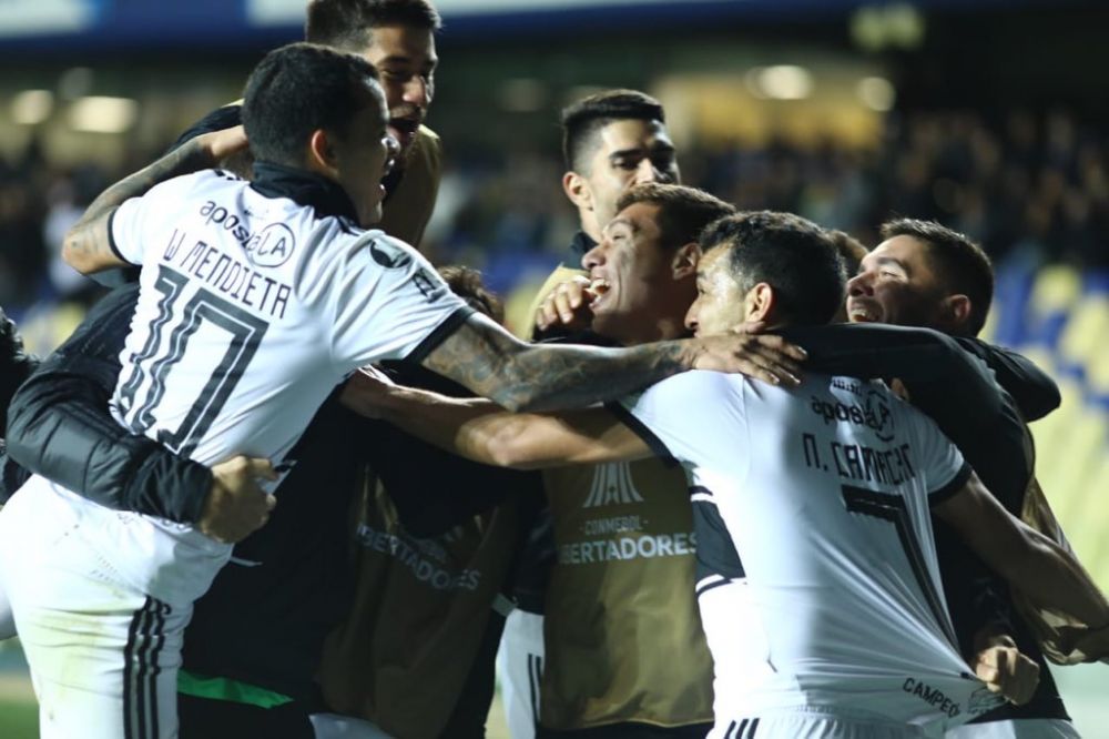 Versus / Olimpia, clasificado a los octavos de final de la Copa