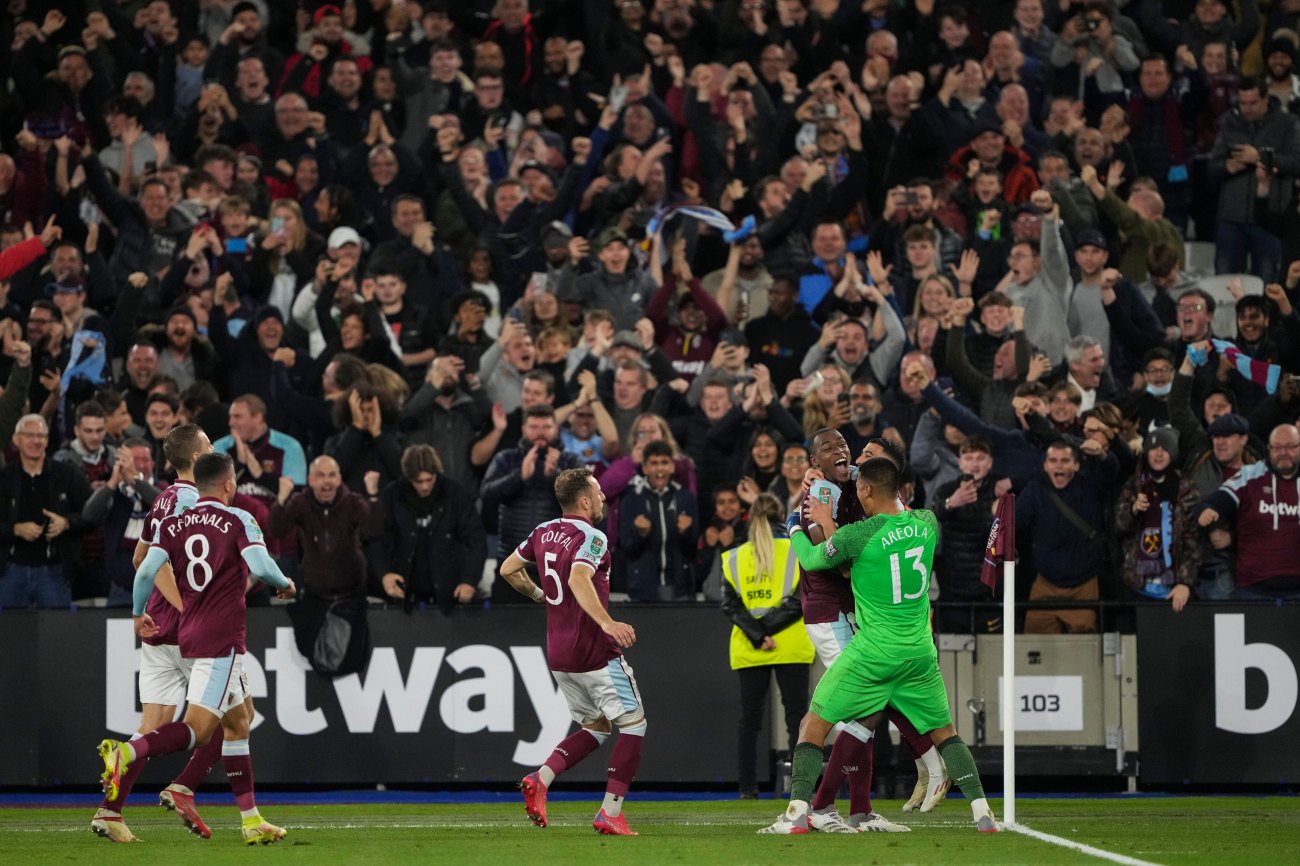 Versus / City, champions of the last four editions, eliminated from the League Cup