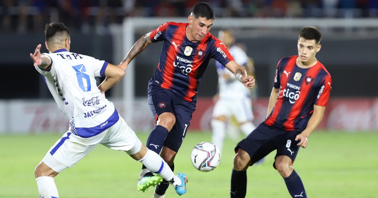 Cerro Porteño recibe a un peligroso Ameliano con el objetivo de afianzarse en la cima