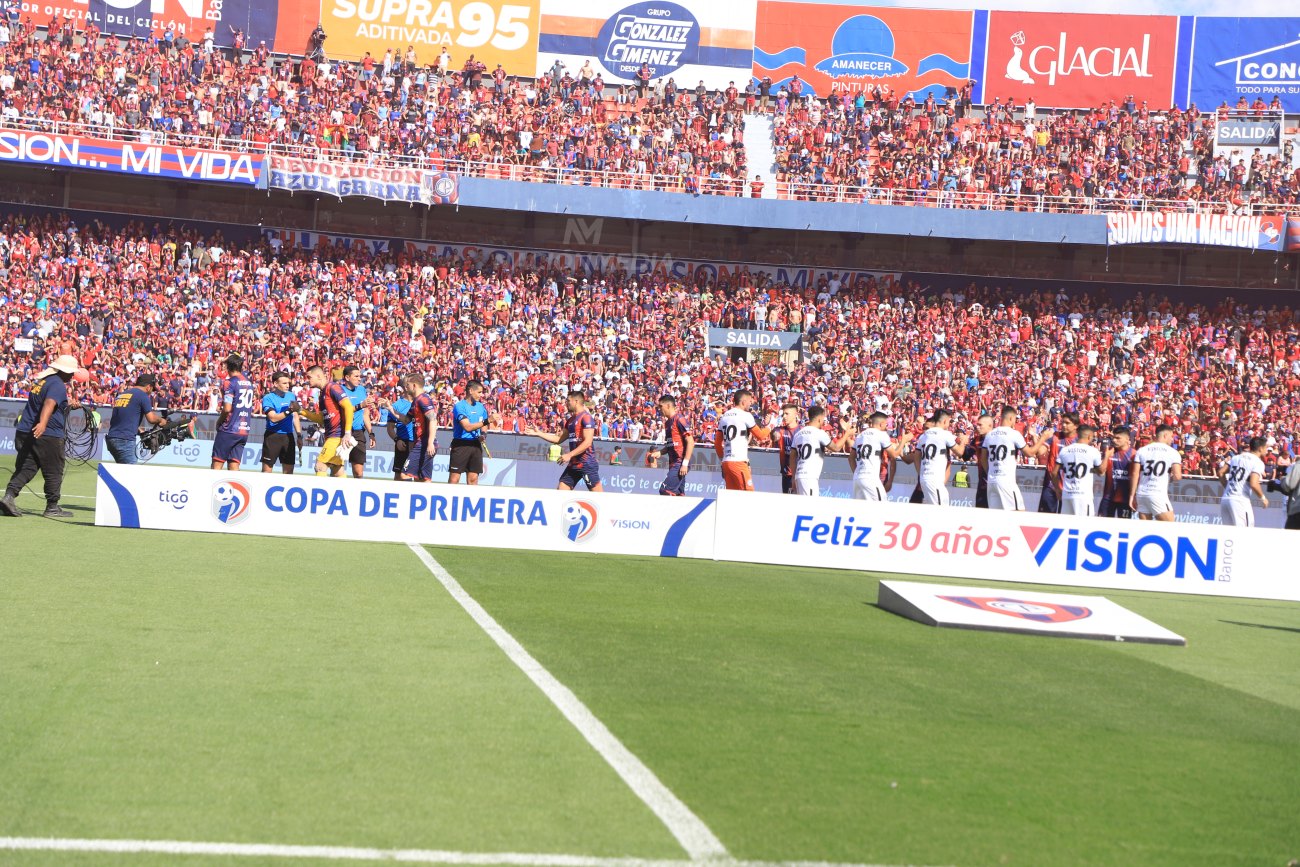 El día después del superclásico: Olimpia volvió a los trabajos; Cerro tuvo libre