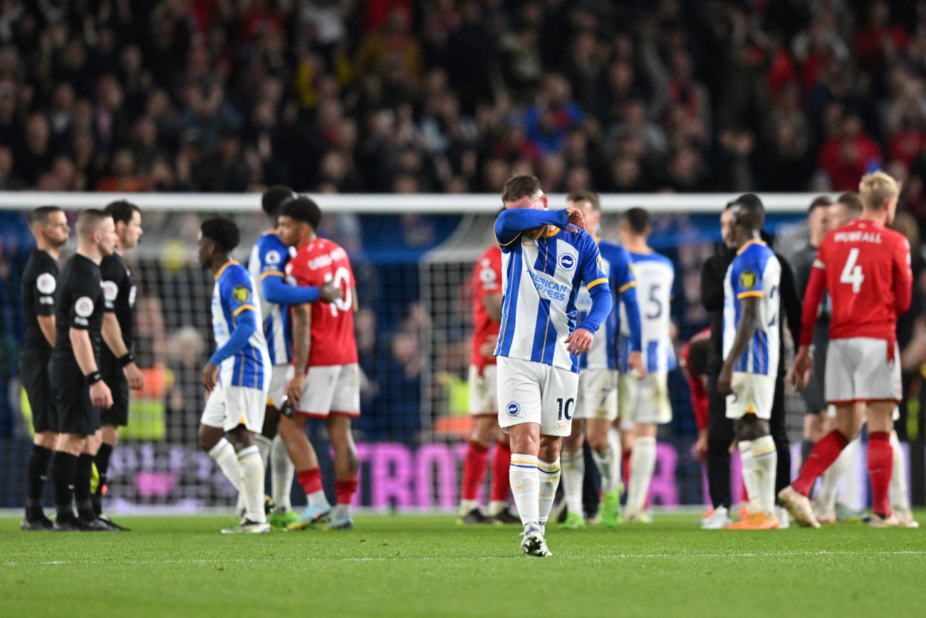 Brighton suma su cuarto partido sin ganar y Enciso sigue esperando su momento