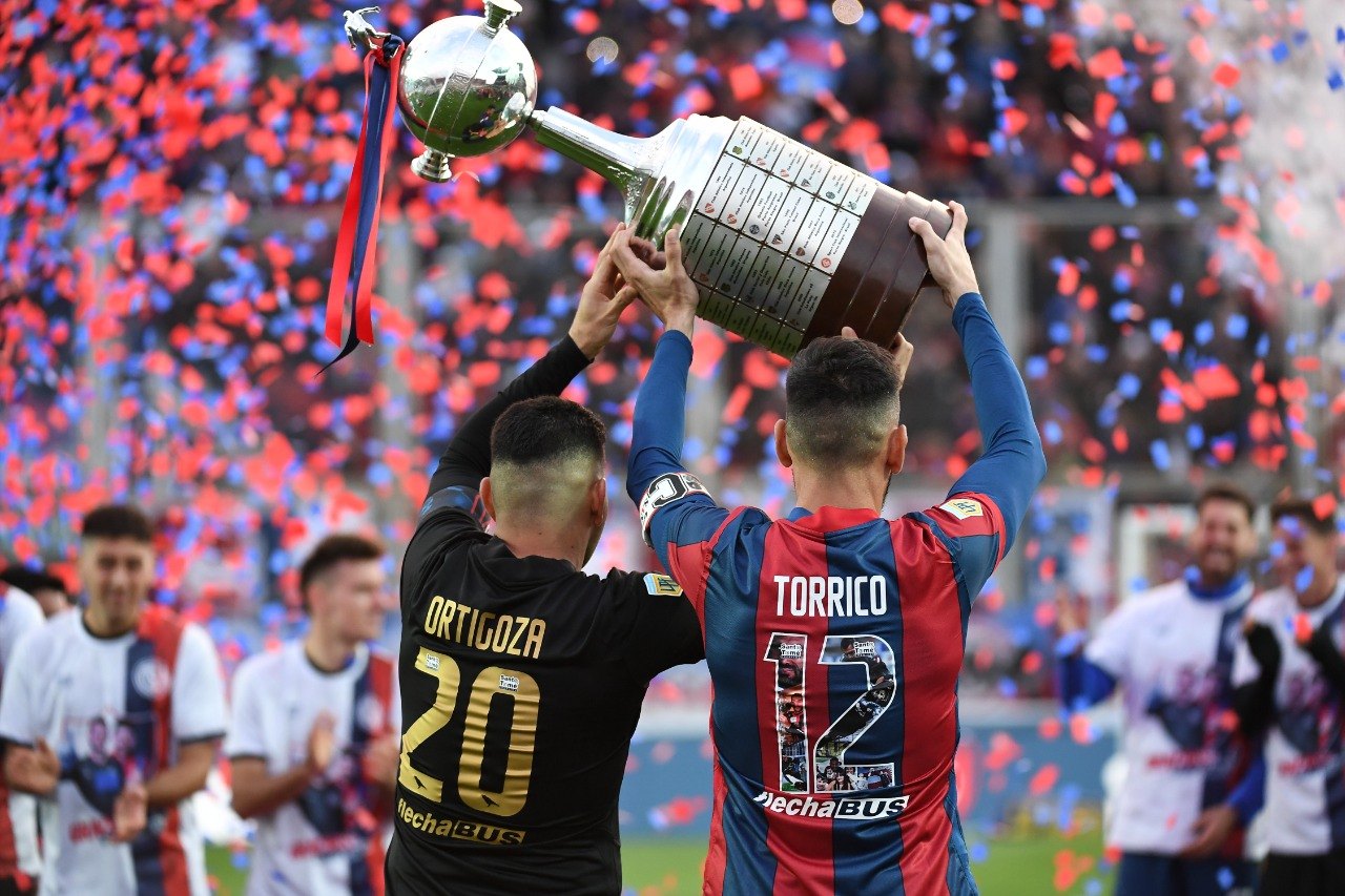 La emotiva despedida de Néstor Ortigoza en San Lorenzo