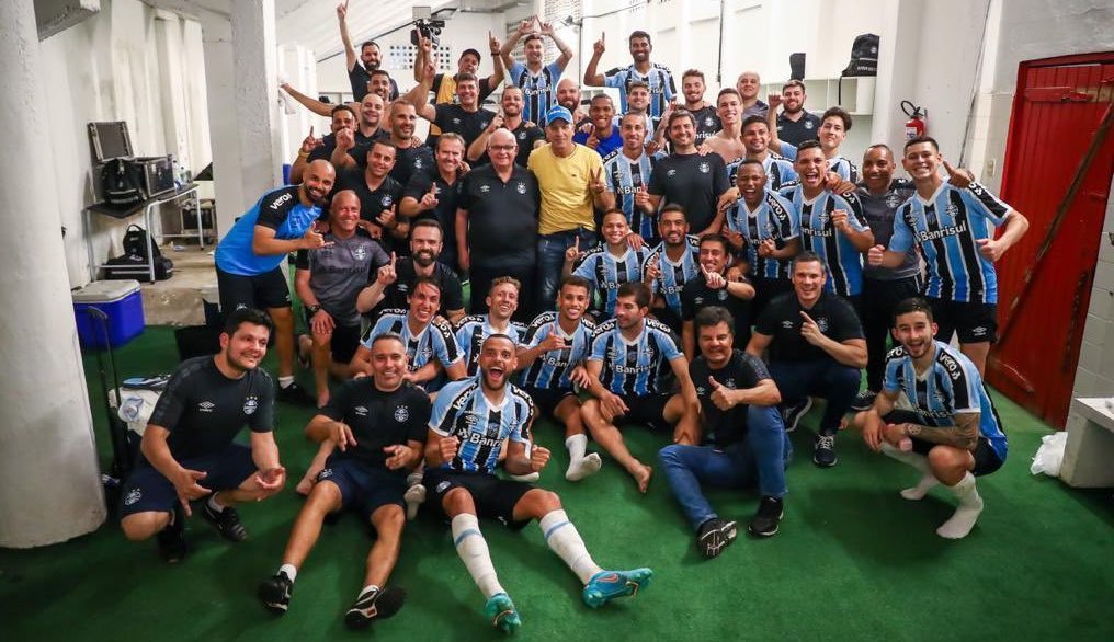 Con Mathías Villasanti como pilar fundamental, Gremio vuelve a la Serie A