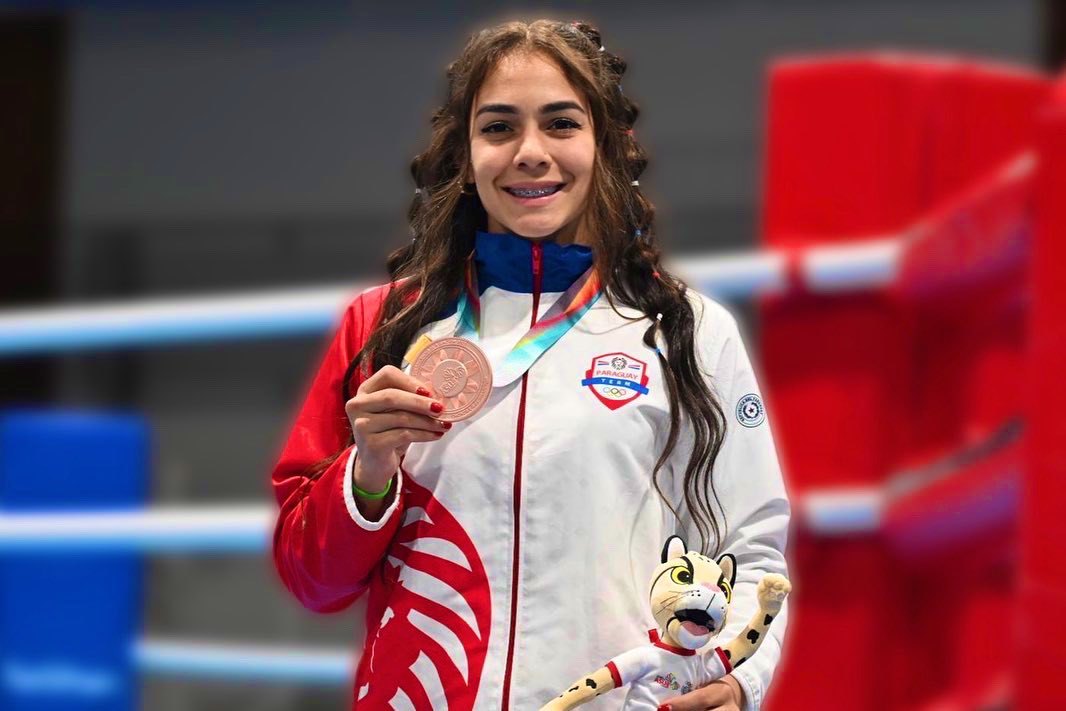 Minerva Montiel peleó lesionada y ganó una medalla en Asu2022