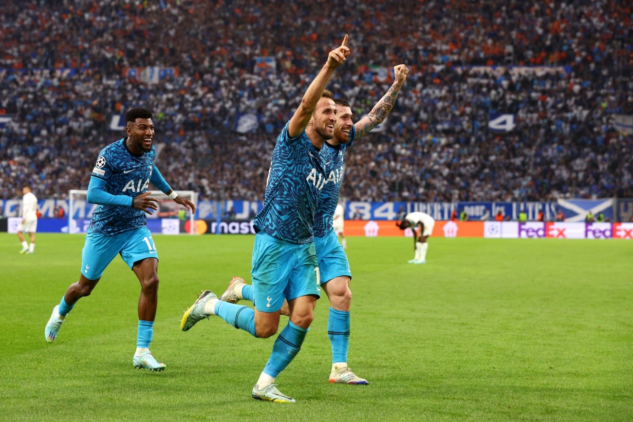 Tottenham y Eintracht Frankfurt avanzan a octavos de Champions tras ganar en la última fecha
