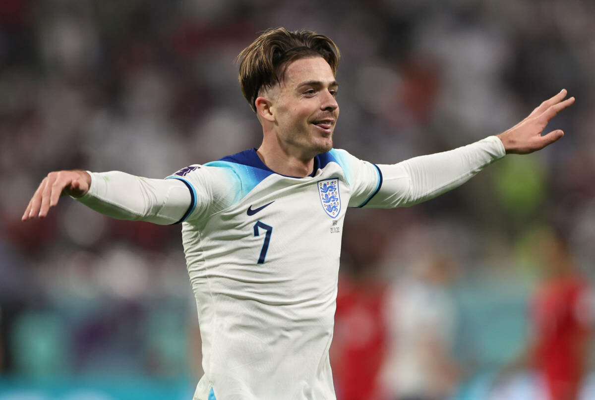 Grealish cumple su promesa de dedicar su tanto a un niño con parálisis cerebral