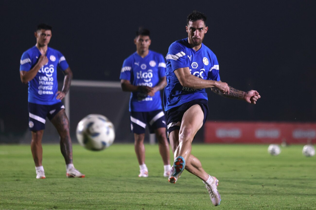 Daniel Garnero habla del juego aéreo y de la posibilidad de poner dos "9 de área"